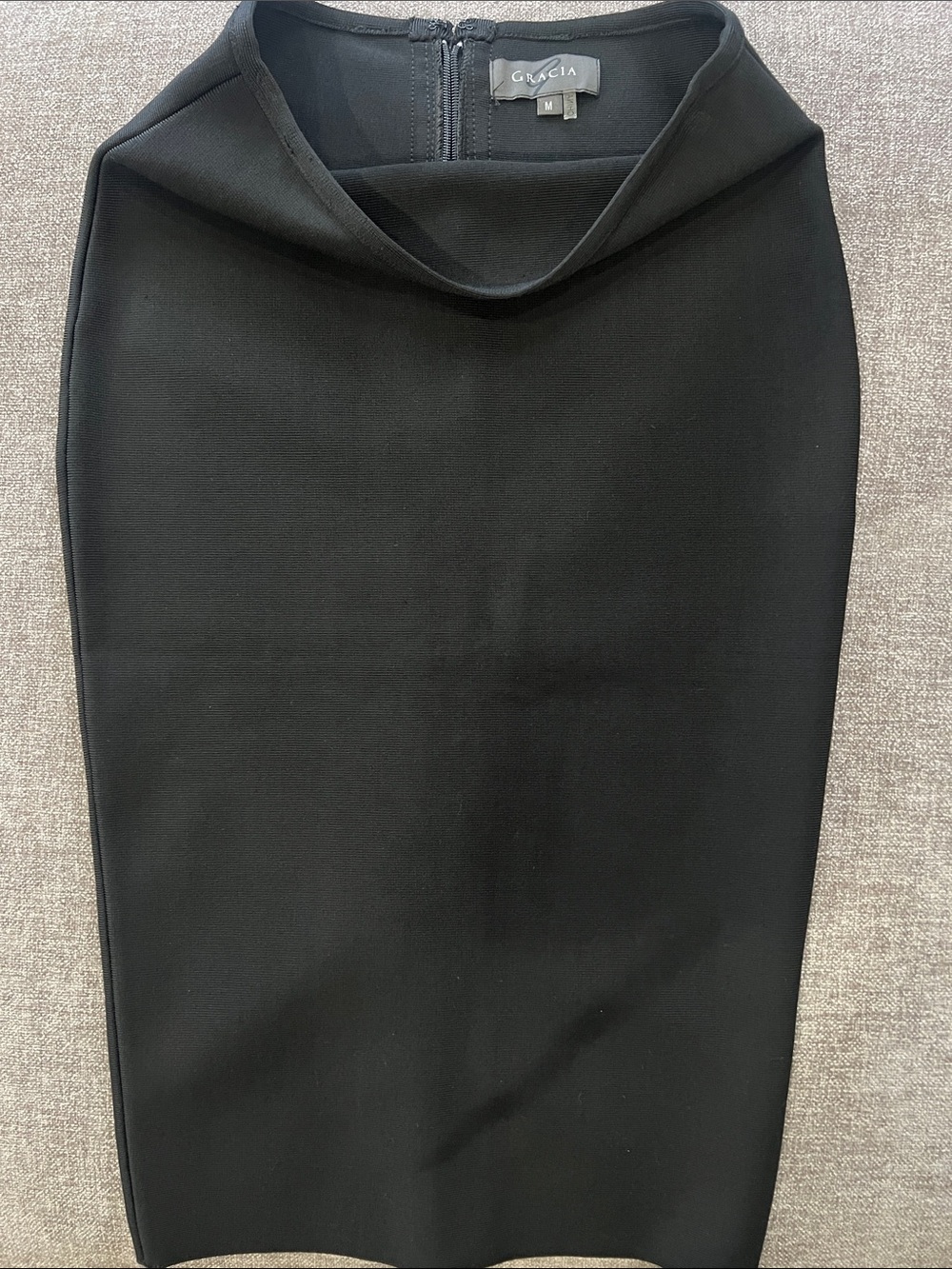 Gracia Black High-Rise Pencil Skirt